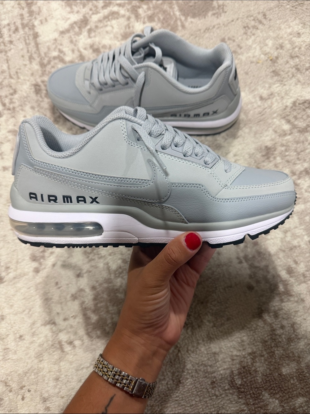 Nike Air Max Women’s Sneakers in Light Gray
